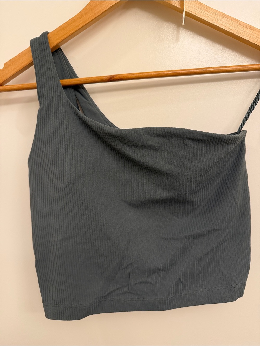 Lululemon Nulu Asymmetrical Yoga Tank Top - Size 4